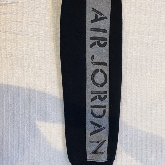 COPY - Air Jordan Sweatpants - Picture 3 of 11